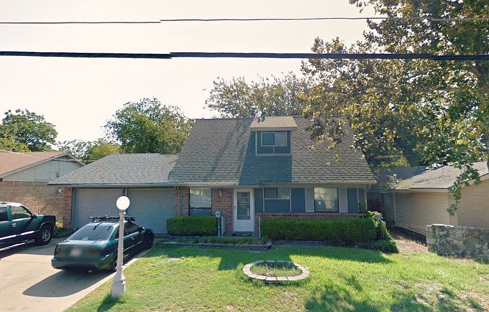 1st image of 534 Falling Leaves Dr