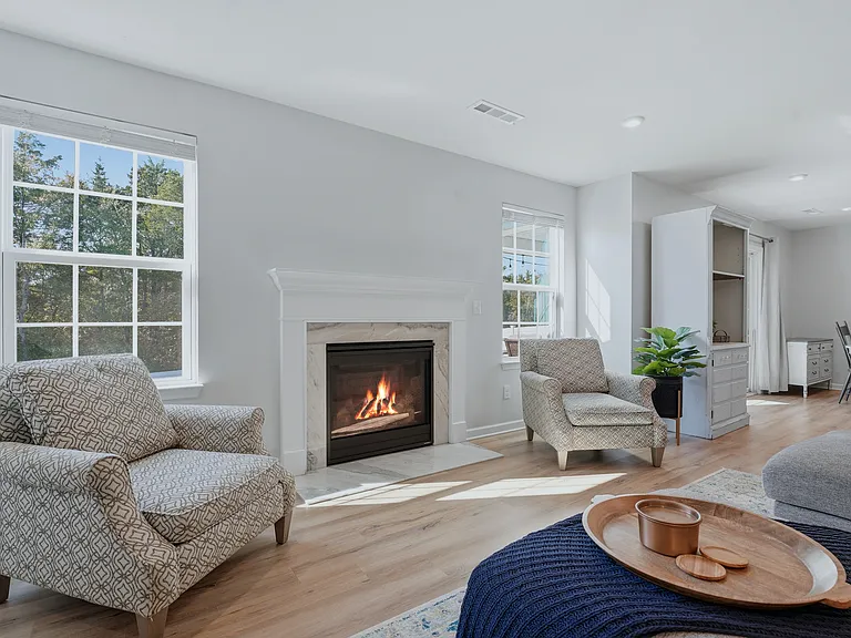 838 Dean Dr — Photo 7