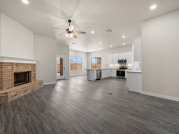 3rd image of 2803 Trenton Ave