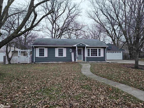 513 Elmhurst Dr, Webster City, IA 50595