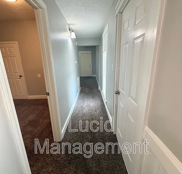 208 Ottawa Ave #1 — Photo 6