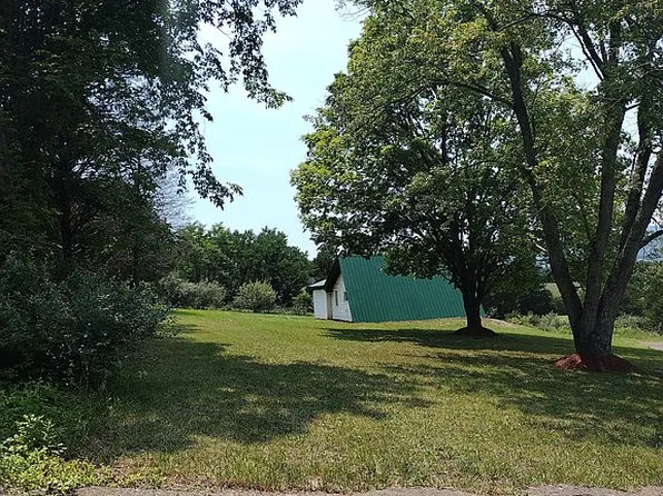 3255 Trough Rd, Moorefield, WV 26836