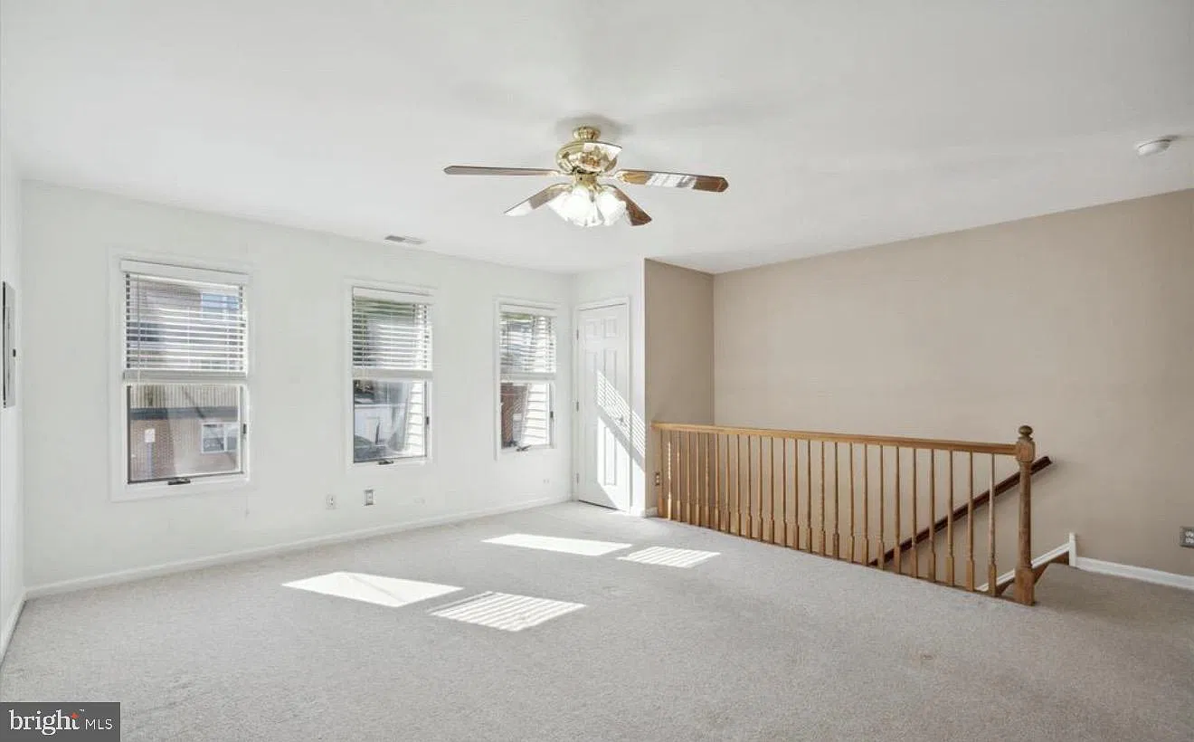 2 bed, 1.0 bath, 936 sqft, $2,450 — Photo 3