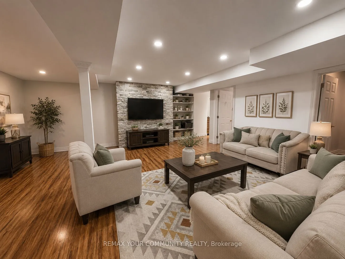 3 bed, $2,500 — Photo 3