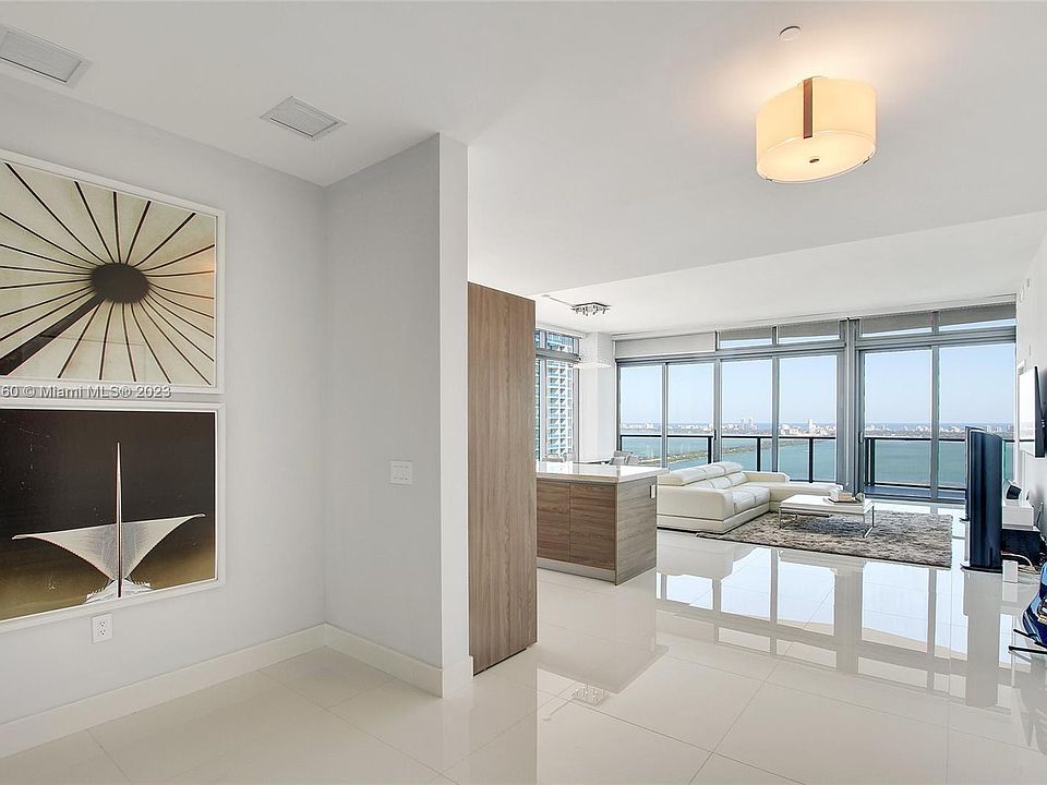 1st image of 460 NE 28th St #Penthouse 4101