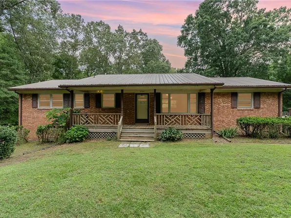 4700 Raven Dr, Climax, NC 27233