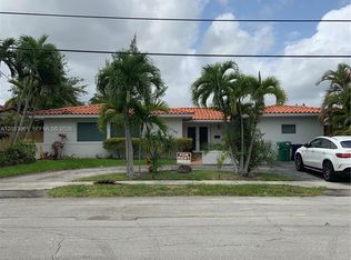 21260 NE 23rd Ave, Miami, FL 33180