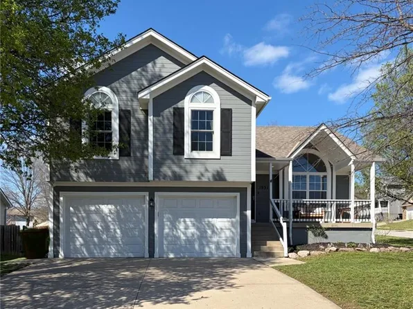 19512 E 9th St S, Independence, MO 64056