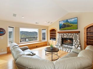 910 Breithorn Dr, Lake Arrowhead, CA 92352