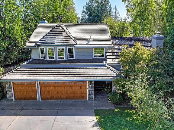 4th image of 8536 Kenneth Creek Ln