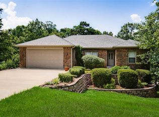 Lowther Ln, Bella Vista, AR 72714