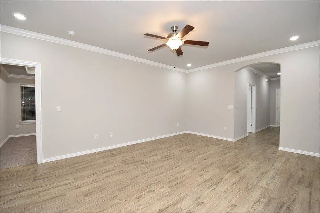 3 bed, 1445 sqft, $1,795 — Photo 3
