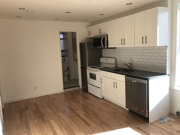2nd image of 91 E 7th St APT 1A