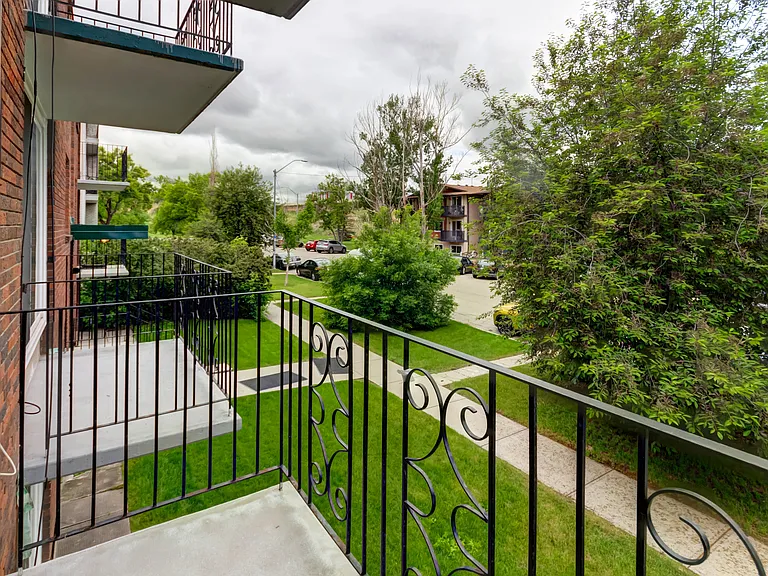 2015 11th Ave SW #204 — Photo 25