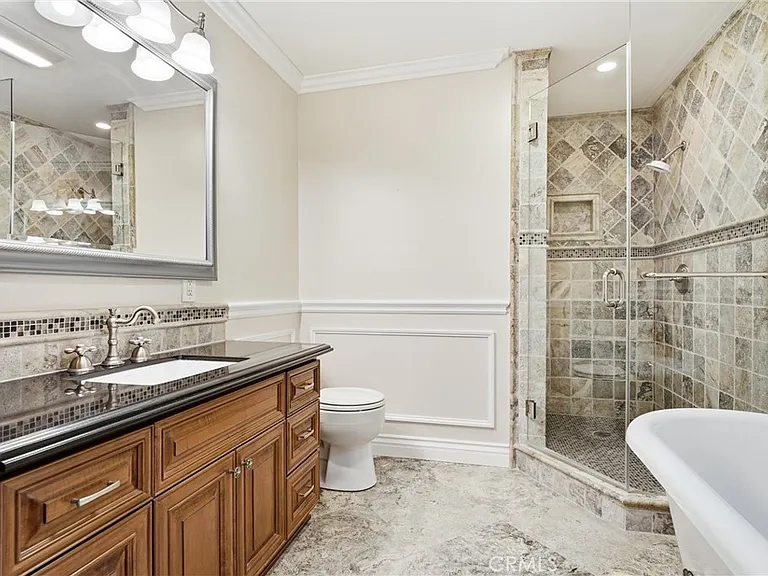 120 Christensen Dr — Photo 10