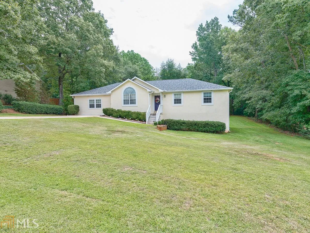 455 Robin Rd photo 1