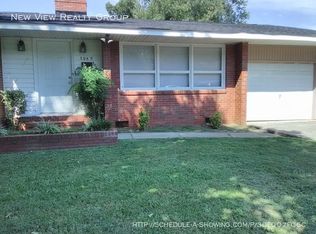 3945 Woodgreen Trl, Charlotte, NC 28205