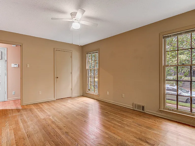 654 Anderson St #3 — Photo 13