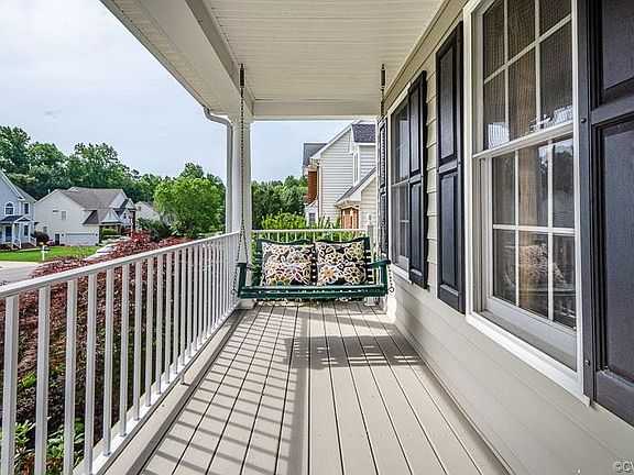 4th image of 9454 Stone Spring Dr