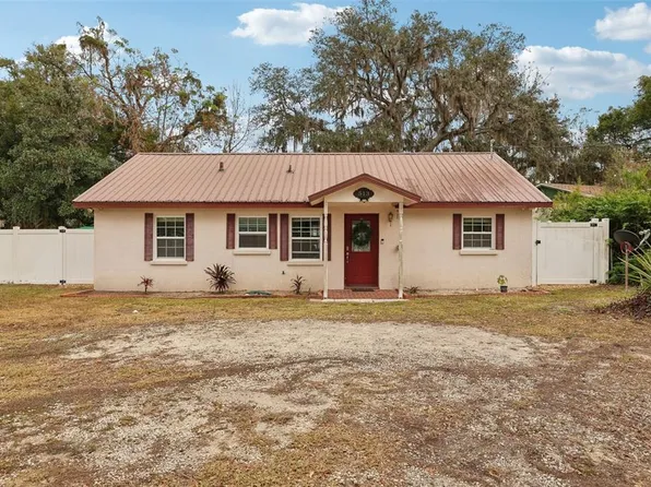513 Seminole Ave, Fruitland Park, FL 34731