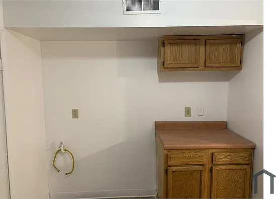 2 bed, 900 sqft, $1,000 — Photo 4