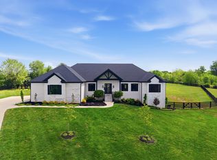 1112 Gallant Dr, Wilmore, KY 40390