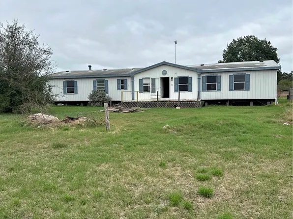 370 County Road 347, Hondo, TX 78861