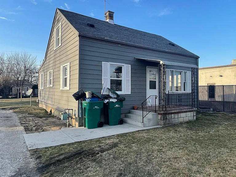 310 Mary Ave — Photo 12