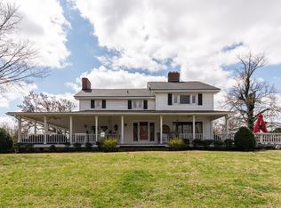 1906 Riva Ridge Rd, Louisville, KY 40214