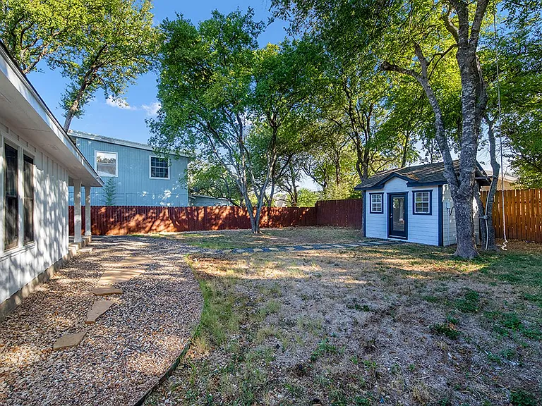 3320 Elija St — Photo 21