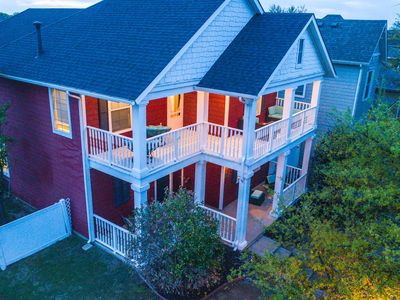 1301 Live Oak Ln, Aubrey, TX, 76227