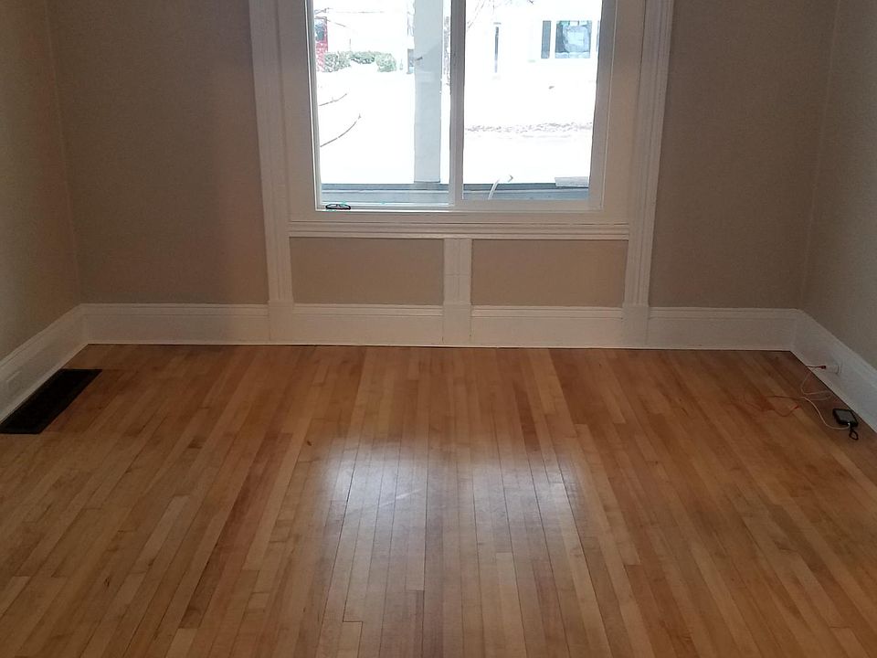 1st image of 717 N Front St #1