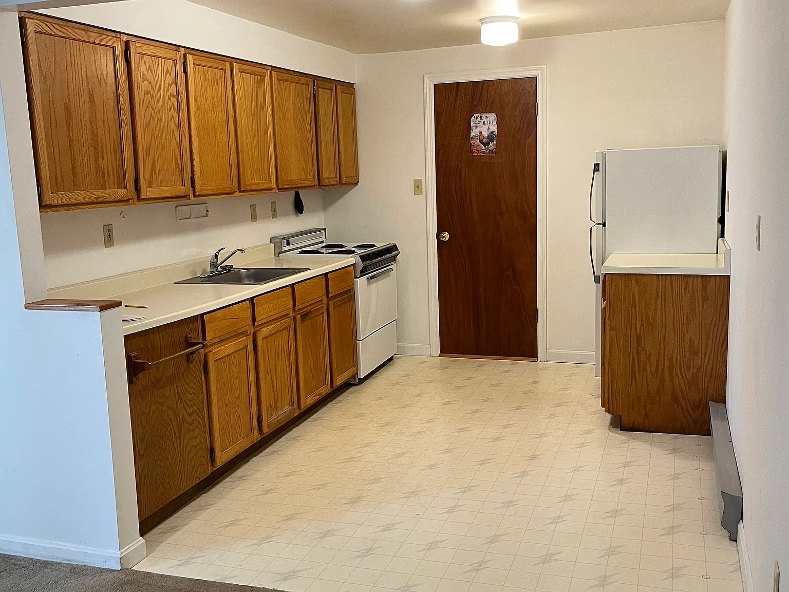 2 bed, 540 sqft, $700 — Photo 2
