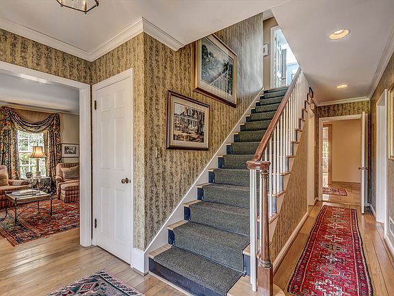 3rd image of 6609 Stone Mill Dr
