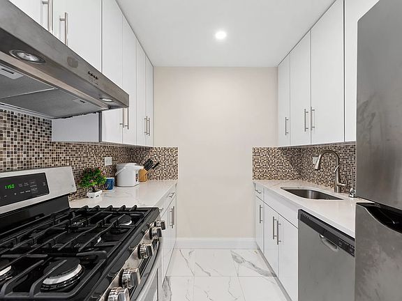 4th image of 630 1st Ave APT 18C