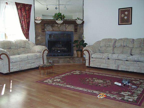 gas logs in fireplace