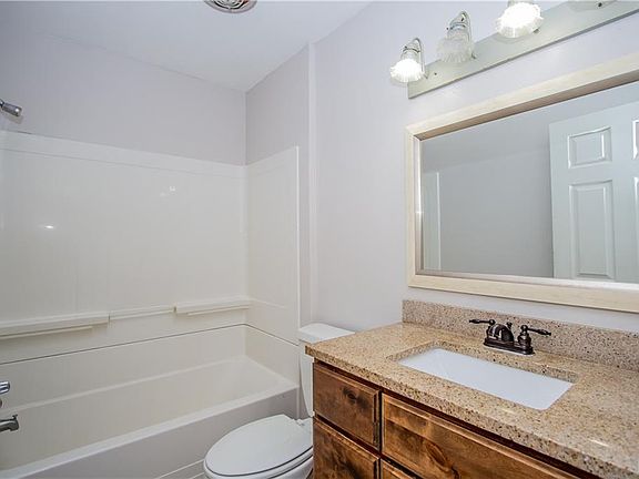 5th image of 5603 Skylark Dr