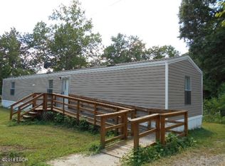 450 Harmony Rd, Carrier Mills, IL 62946