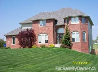 3812 Fox Ridge Dr, Bellevue, NE 68123