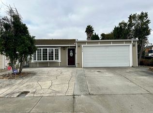 32949 Lake Mead Dr, Fremont, CA 94555
