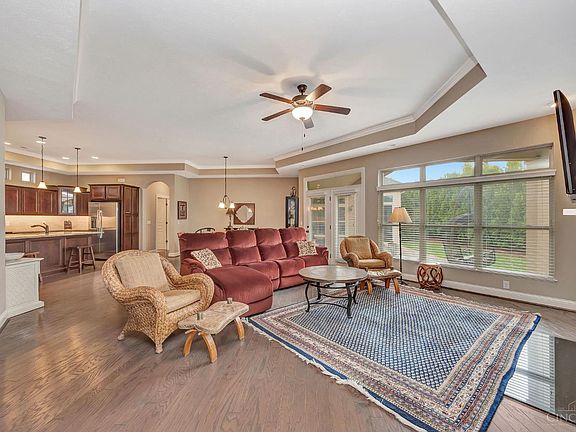4th image of 8358 Park Pl