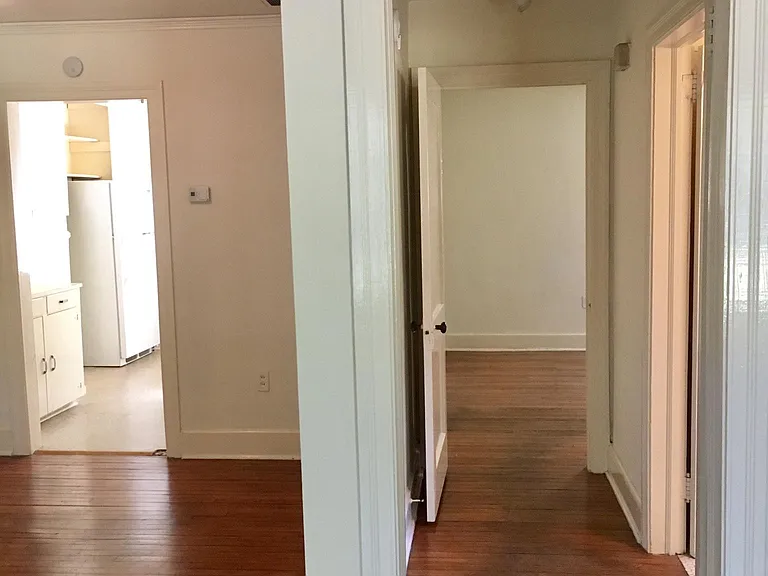 1069 Poplar Blvd — Photo 4