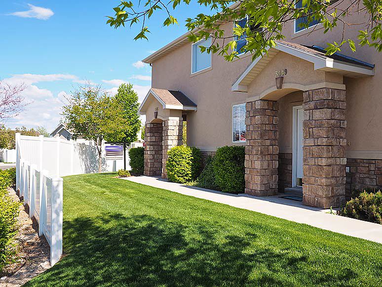 1st image of 3451 S Bamburgh Way