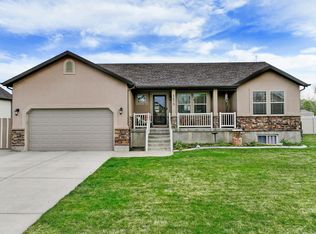 2679 W 2500 N, Clinton, UT 84015