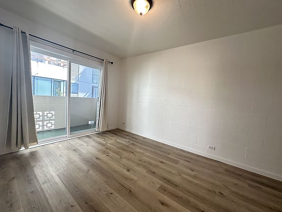 2nd image of 449 Kuamoo St #401A
