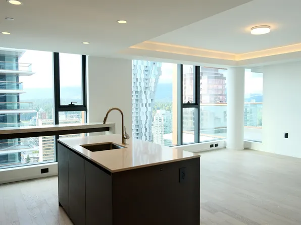 1408 Robson St, Vancouver, BC