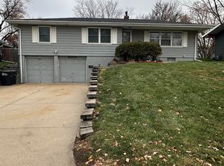 5010 Castelar St, Omaha, NE 68106