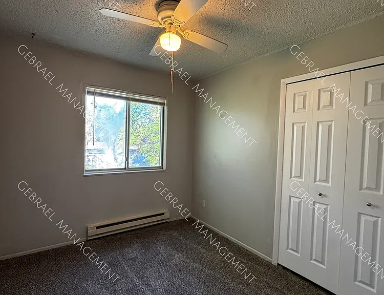 4430 E Mount Morris Rd — Photo 29