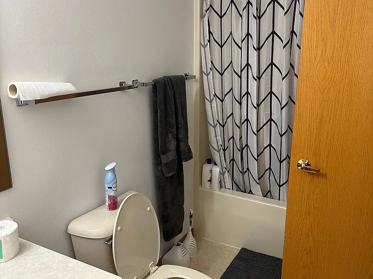 301 Harbour Town Dr #307 — Photo 14