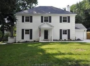 10102 E Bexhill Dr, Kensington, MD 20895